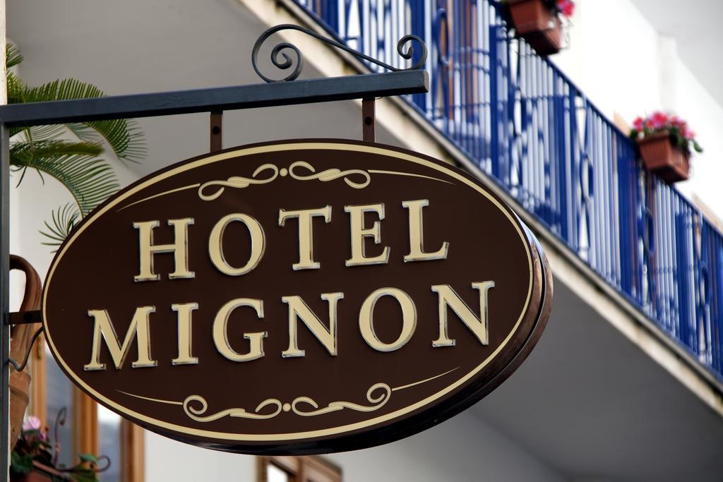 Hotel Mignon Meuble Соренто Екстериор снимка